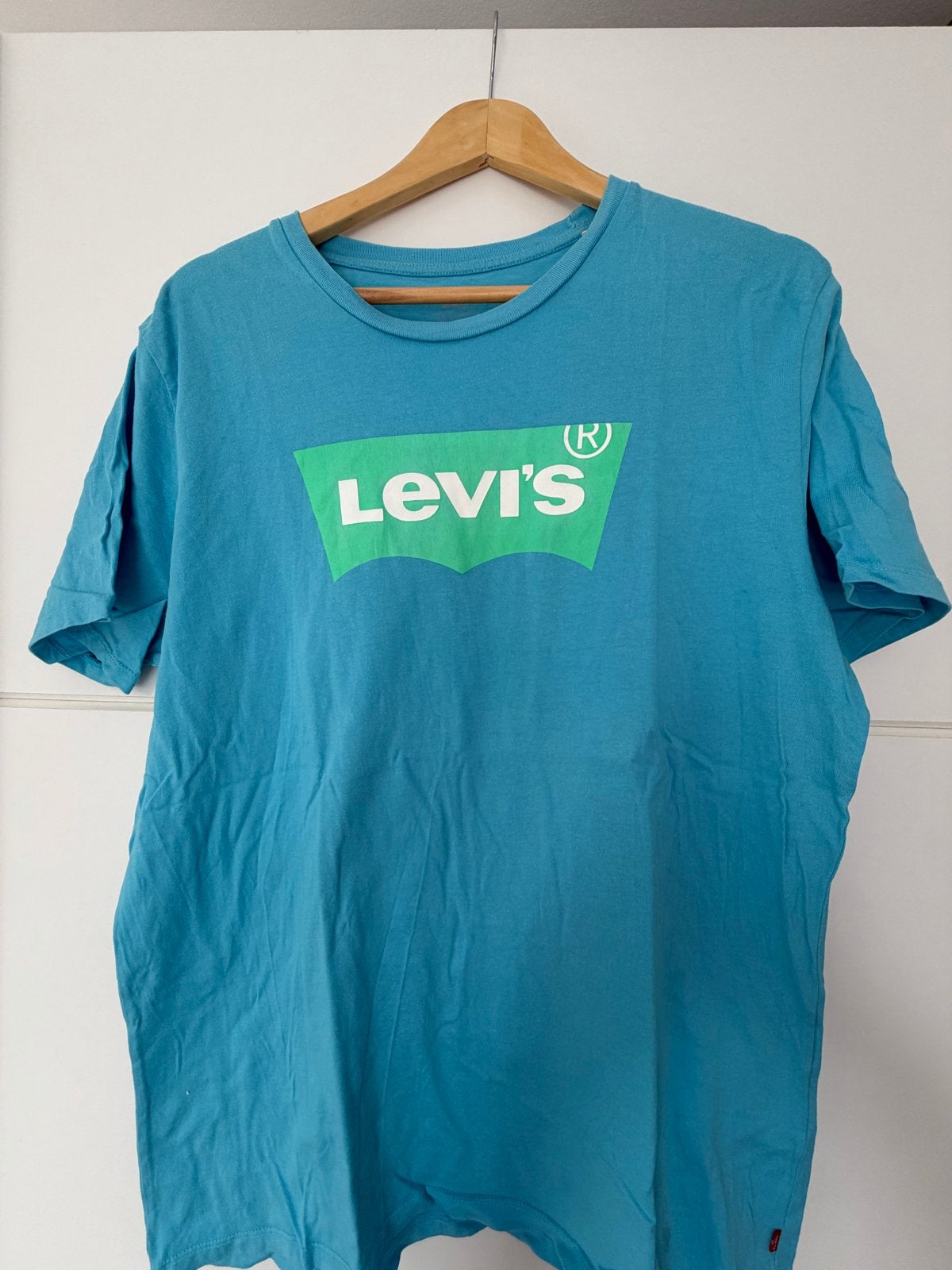 Levi's T-shirt - Blauw met groen logo, Ophalen of Verzenden, Zo goed als nieuw, Maat 52/54 (L), Blauw