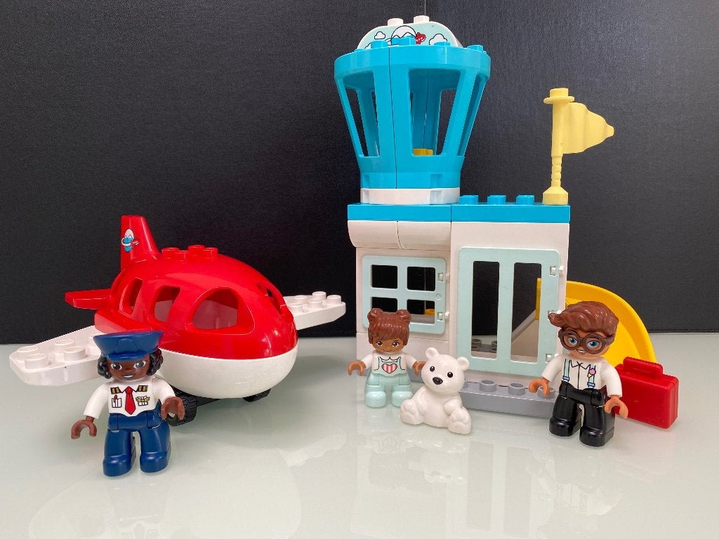 Lego Duplo vliegveld, Ophalen of Verzenden, Zo goed als nieuw, Compleet, Duplo