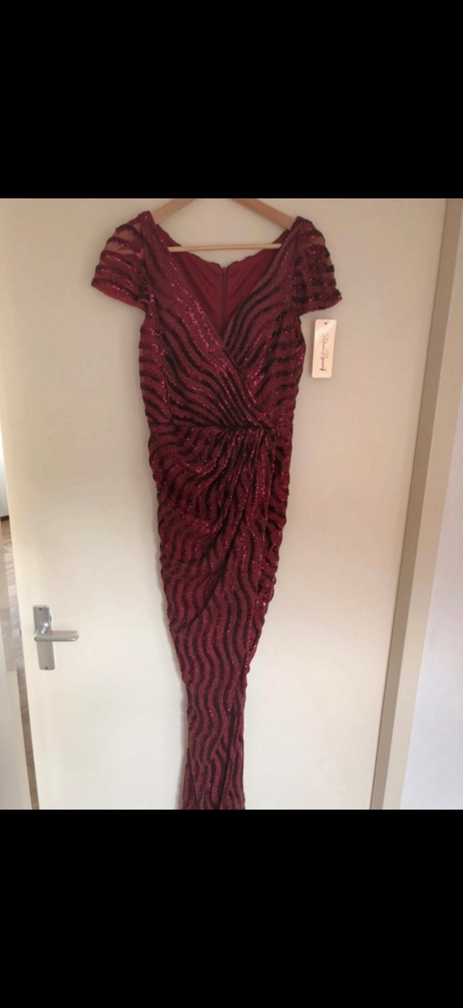 Prachtige Avondjurk/Abiye - Bordeauxrood met pailletten, Kleding | Dames, Maat 38/40 (M), Galajurk, Nieuw, Ophalen of Verzenden