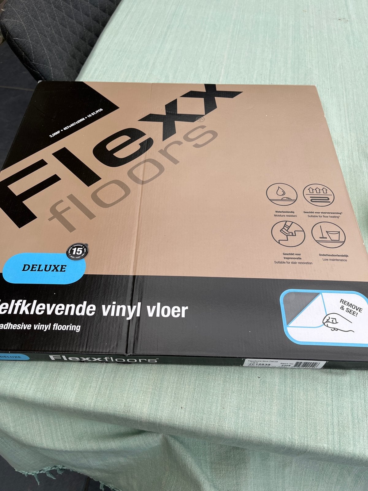 Flexx Floors Zelfklevende Vinyl Vloer Tokyo - Ongeopend Pakk, Nieuw, Ophalen of Verzenden, Minder dan 10 m², Grijs