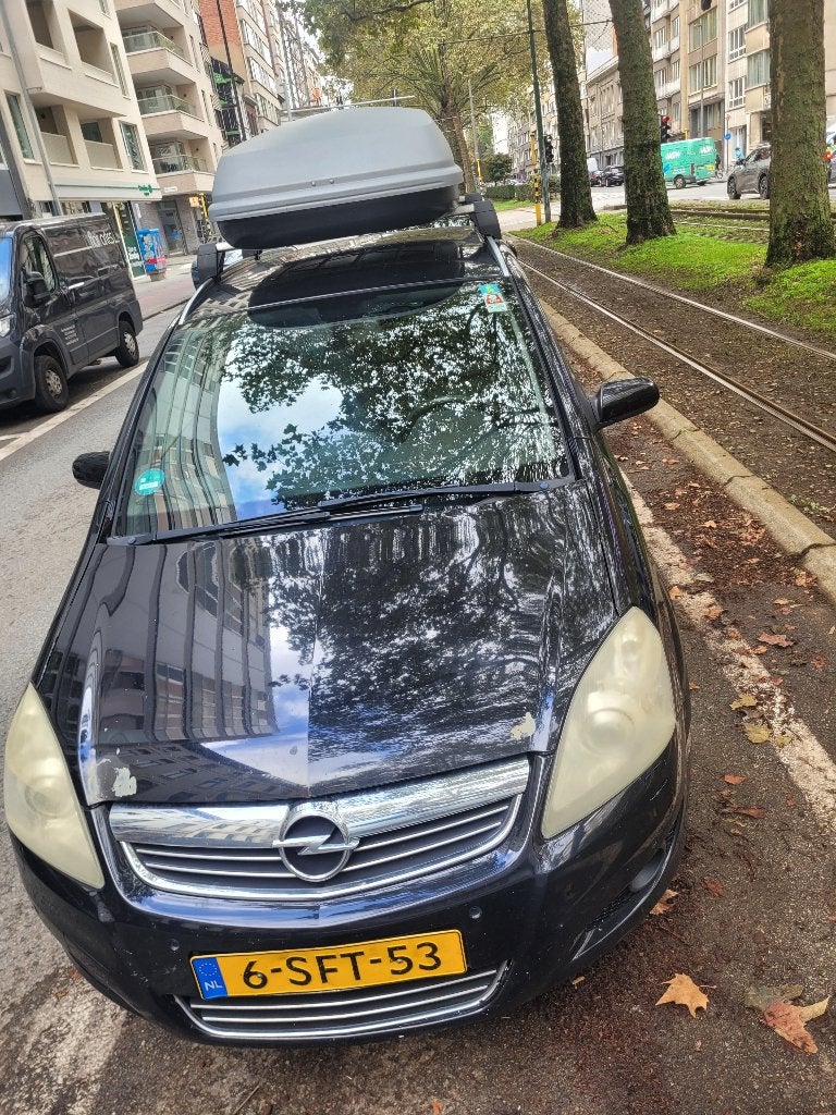 Opel Zafira 2.2 2008 Zwart, Auto's, Voorwielaandrijving, 4 cilinders, 7 stoelen, Zwart