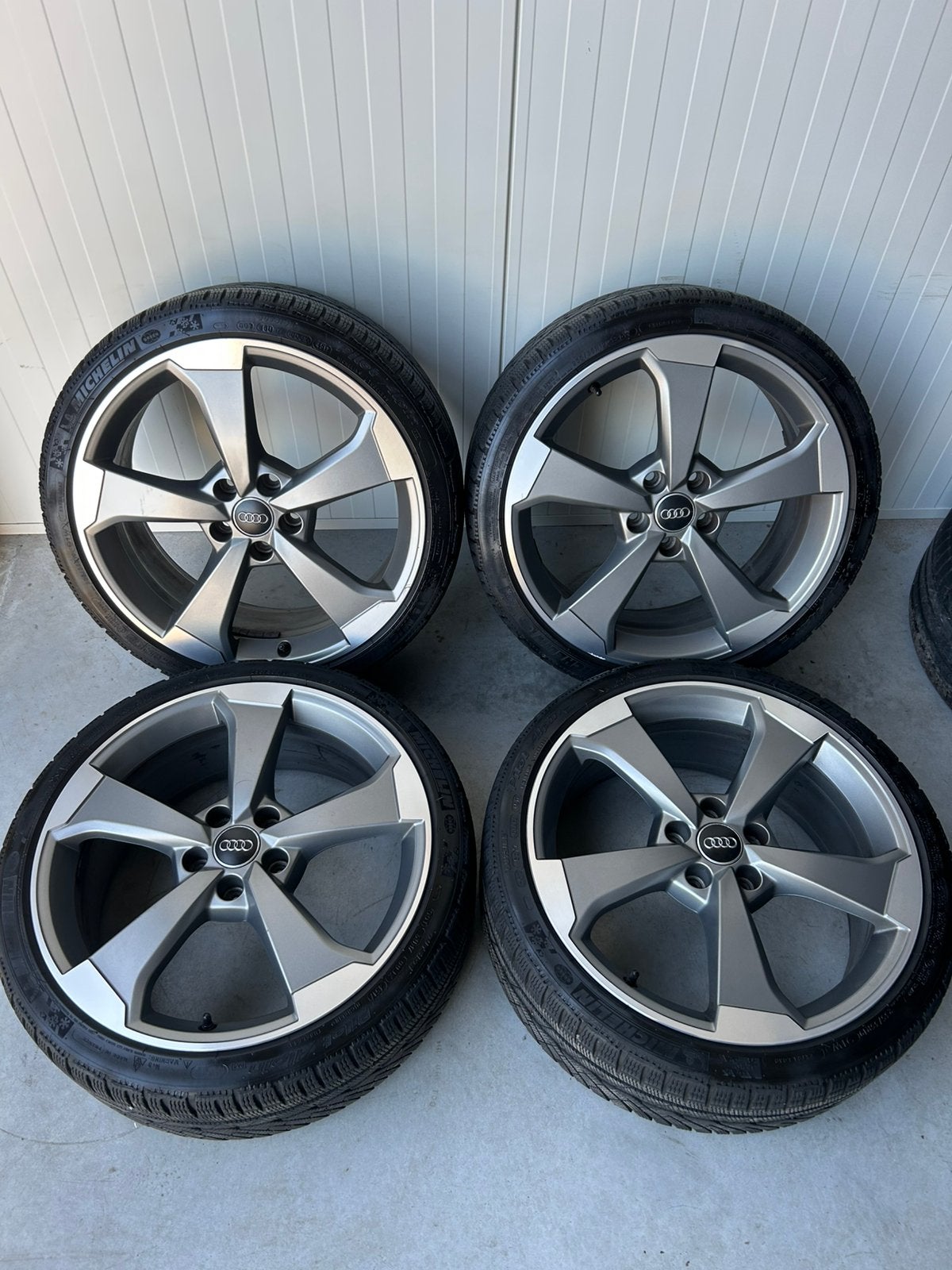 Originele Audi A3 S3 RS3 8V 8P Rotor 5x112 19 Inch Winter, Auto-onderdelen, Banden en Velgen, 19 inch, Banden en Velgen, 235 mm