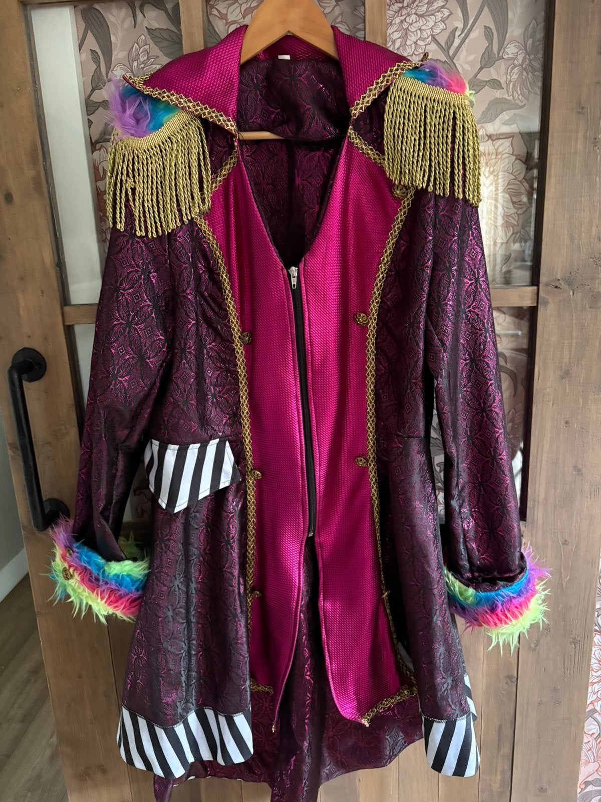 Carnavalsjas gekleurd maat XL (44-46), Ophalen of Verzenden, Zo goed als nieuw, Maat 42/44 (L), Carnaval