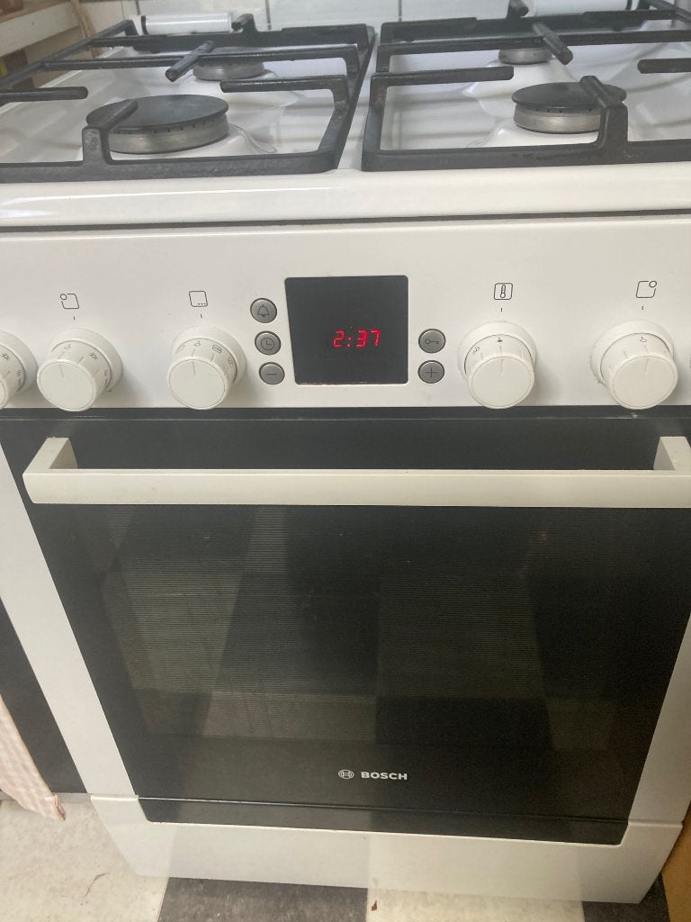 fornius Bosh gas  / and electric or gas oven   BEST OFFER, Ophalen, Gebruikt, Grill, 4 kookzones