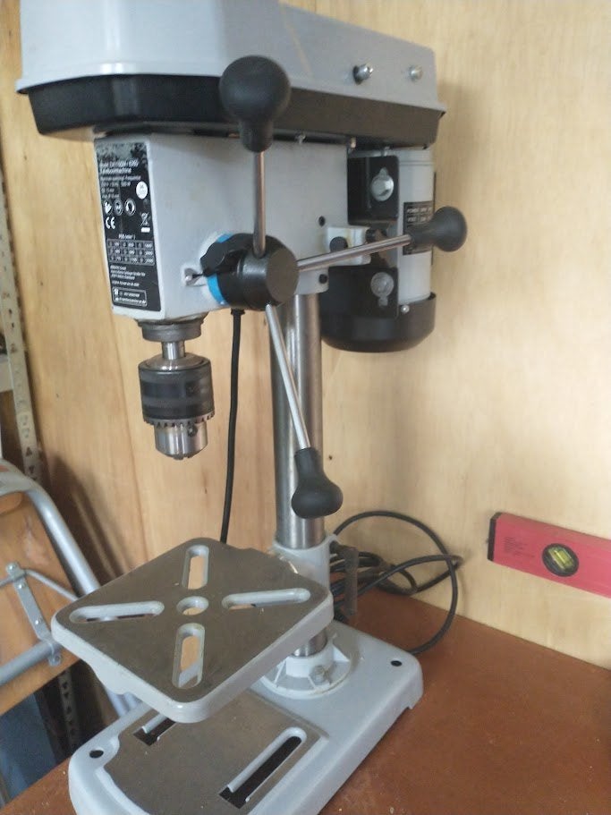 Duro Tafelboormachine - Model ZJ4116QM - 500W, Doe-het-zelf en Verbouw, Gereedschap | Boormachines, Ophalen, Gebruikt, 400 tot 600 watt