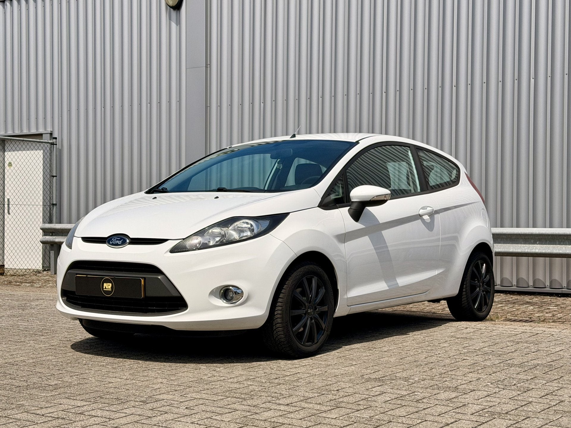 Ford Fiesta 1.25 Limited 3 deurs | Airco | 15" LMV | 60pk, Auto's, Voorwielaandrijving, Euro 5, Stof, 4 cilinders