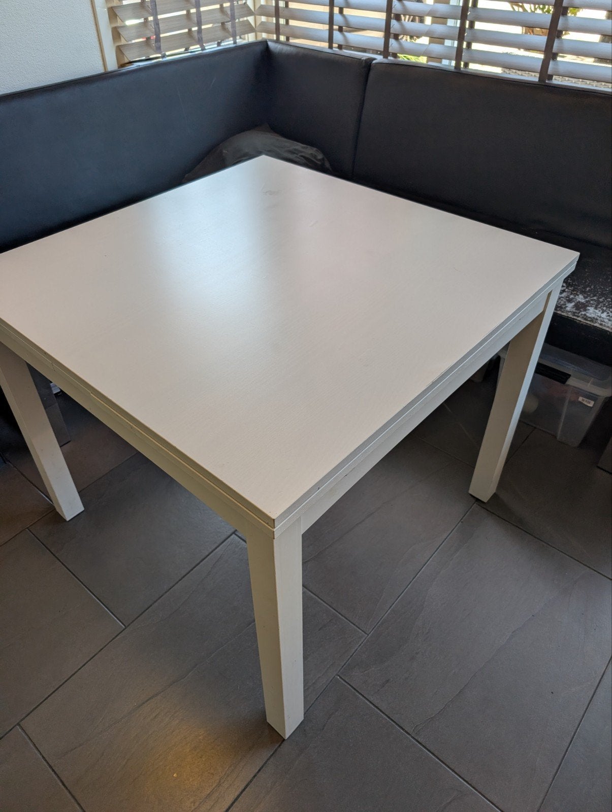 IKEA uitschuifbare tafel wit 90x90cm (168cm uitgeschoven), Huis en Inrichting, Tafels | Eettafels, Ophalen, Gebruikt, Vierkant