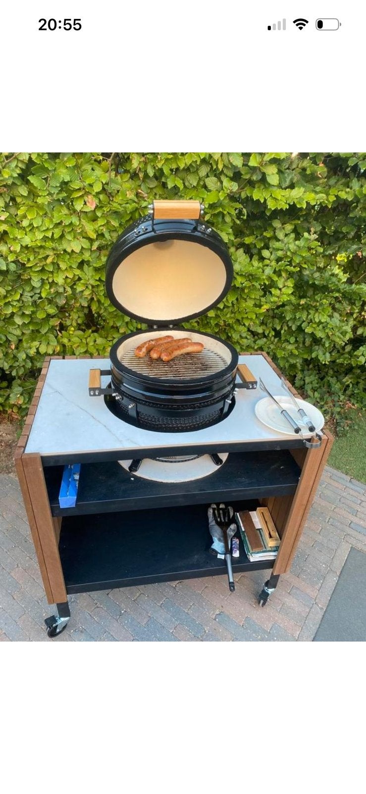 Betaalbaar Kamado meubel, Ophalen, Zo goed als nieuw, Houtskool, Vrijstaand