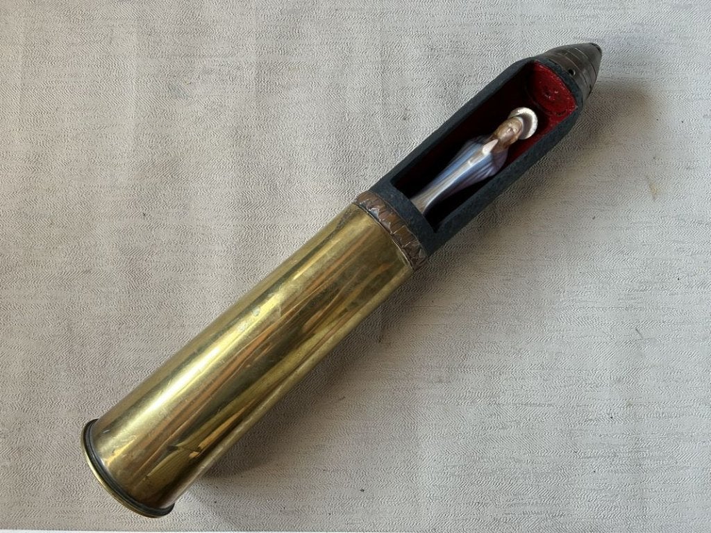 wo1 - Trench art 18 Pdr met mariabeeldje 1916 - LEEG, Verzamelen, Militaria | Algemeen, Ophalen of Verzenden, Landmacht, Engeland