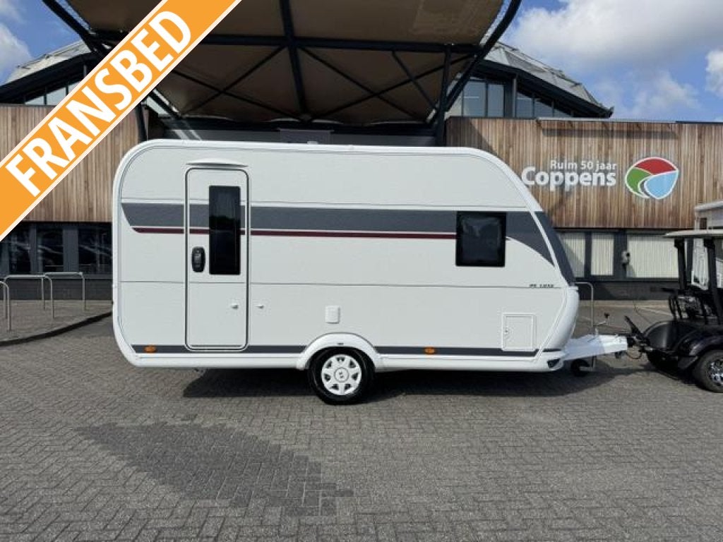 Hobby De Luxe 400 SFE 2027 NIEUW BINNEN!!!, Caravans en Kamperen, Schokbreker, Bedrijf, Treinzit, 4 tot 5 meter