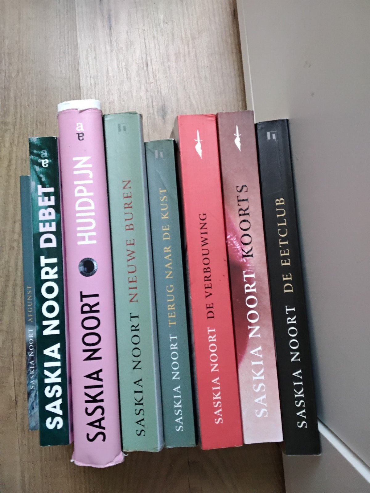 Saskia Noort Boekenpakket - 7 Spanning & Thrillers, Ophalen of Verzenden, Gelezen, Saskia Noort, Nederland