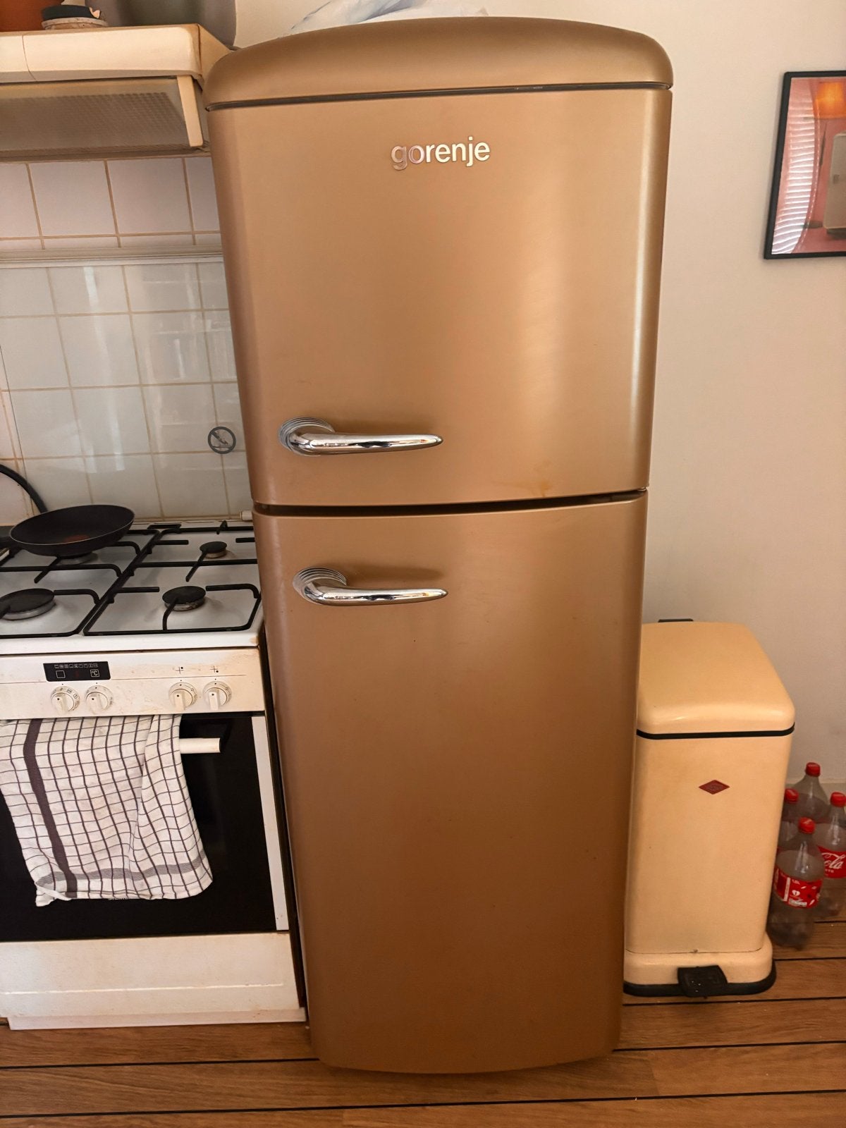 Gorenje Retro Koelkast met Vriezer - Bronskleurig, Witgoed en Apparatuur, Koelkasten en IJskasten, Ophalen, Gebruikt, 200 liter of meer