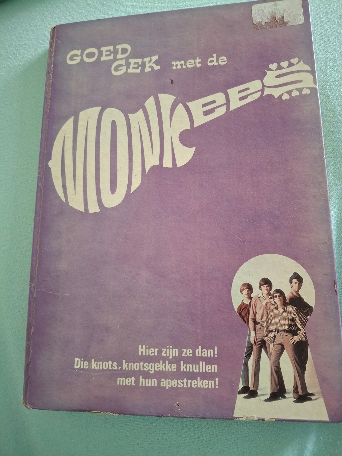 GOEDGEK met de MONKEES - Vintage Boek (1967), Boeken, Ophalen of Verzenden, Gelezen, Onbekend (over The Monkees)
