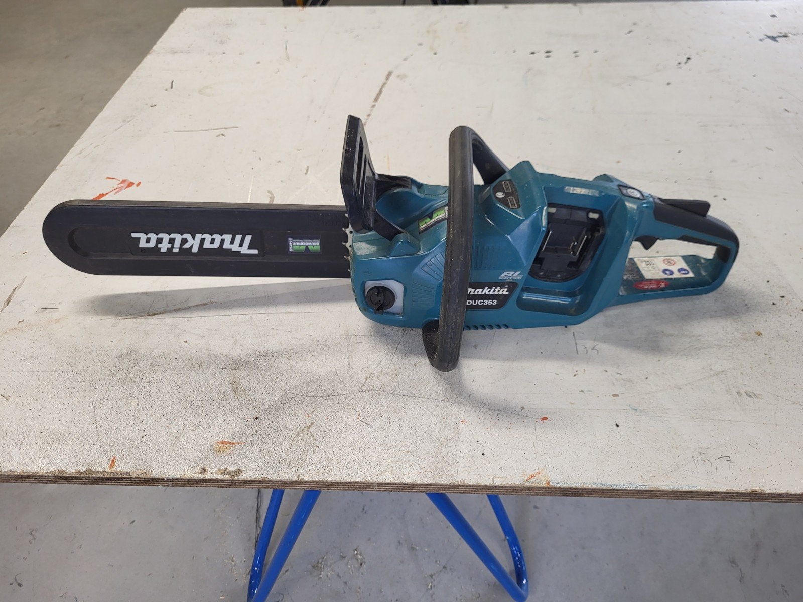 Makita DUC353 kettingzaag, Ophalen of Verzenden, 1200 watt of meer, Kettingzaag, 30 tot 70 mm