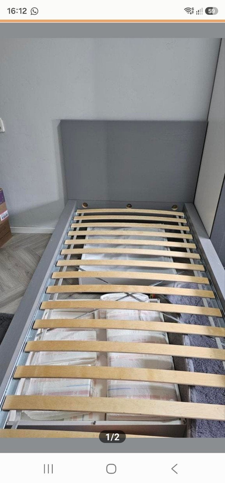 IKEA Malm bed 90x200 - Grijs eenpersoonsbed, Huis en Inrichting, Gebruikt, 90 cm, Eenpersoons, Ophalen of Verzenden