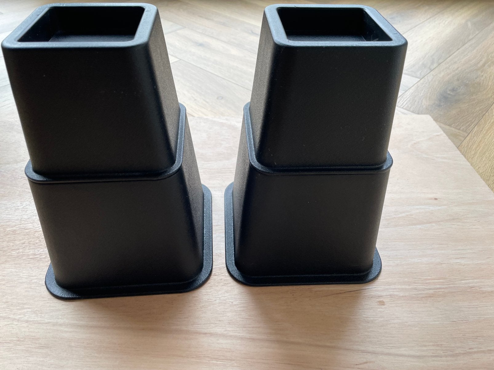 2 paar bedverhogers. Zgan., Minder dan 10 liter, Ophalen of Verzenden, Nieuw, Kunststof