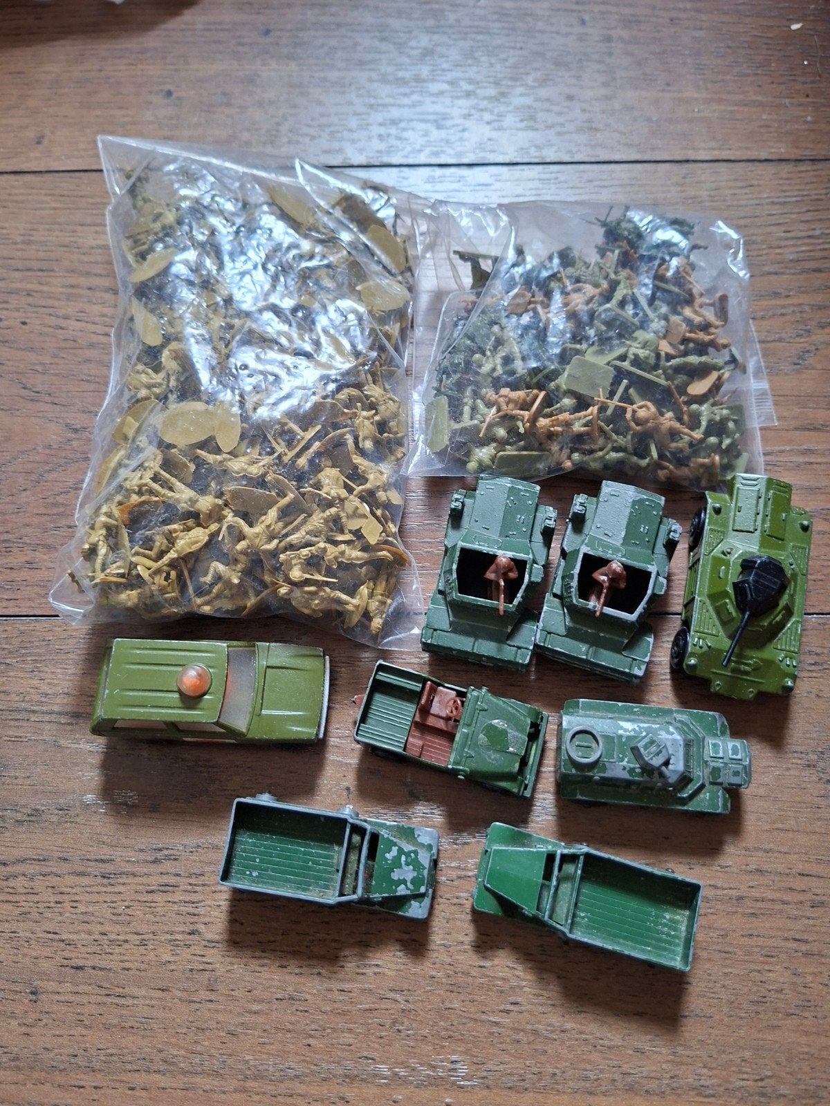 oude vintage militaire voertuigen Lesley en Matchbox, Ophalen of Verzenden, Gebruikt