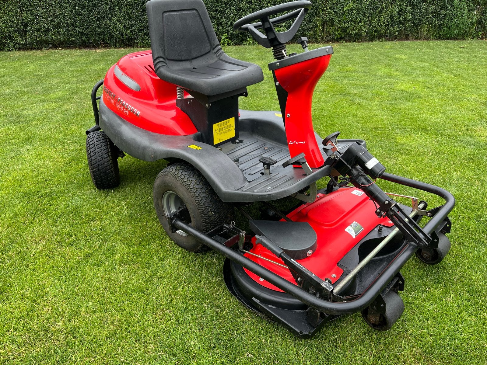 Massey Ferguson Twister 106.17.5H Zitmaaier, Tuin en Terras, Ophalen, Cirkelmaaier, Gebruikt, Elektrische starter