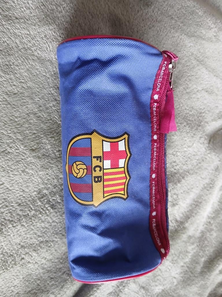 Barcalona etui, Ophalen