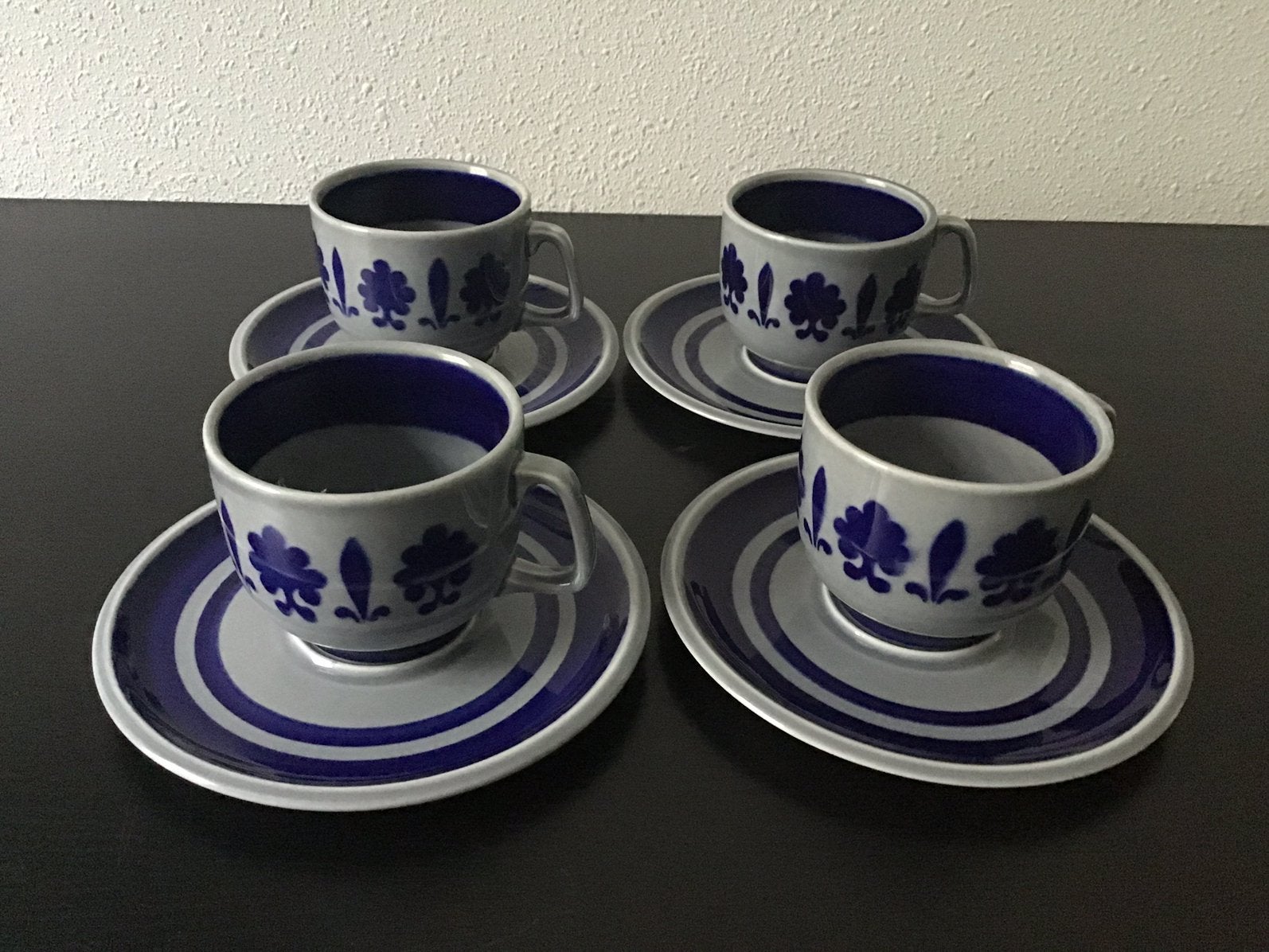 4 x Boch La Louviere Belgium - Serie Baltic kop en schotel., Antiek en Kunst, Antiek | Servies los, Ophalen of Verzenden