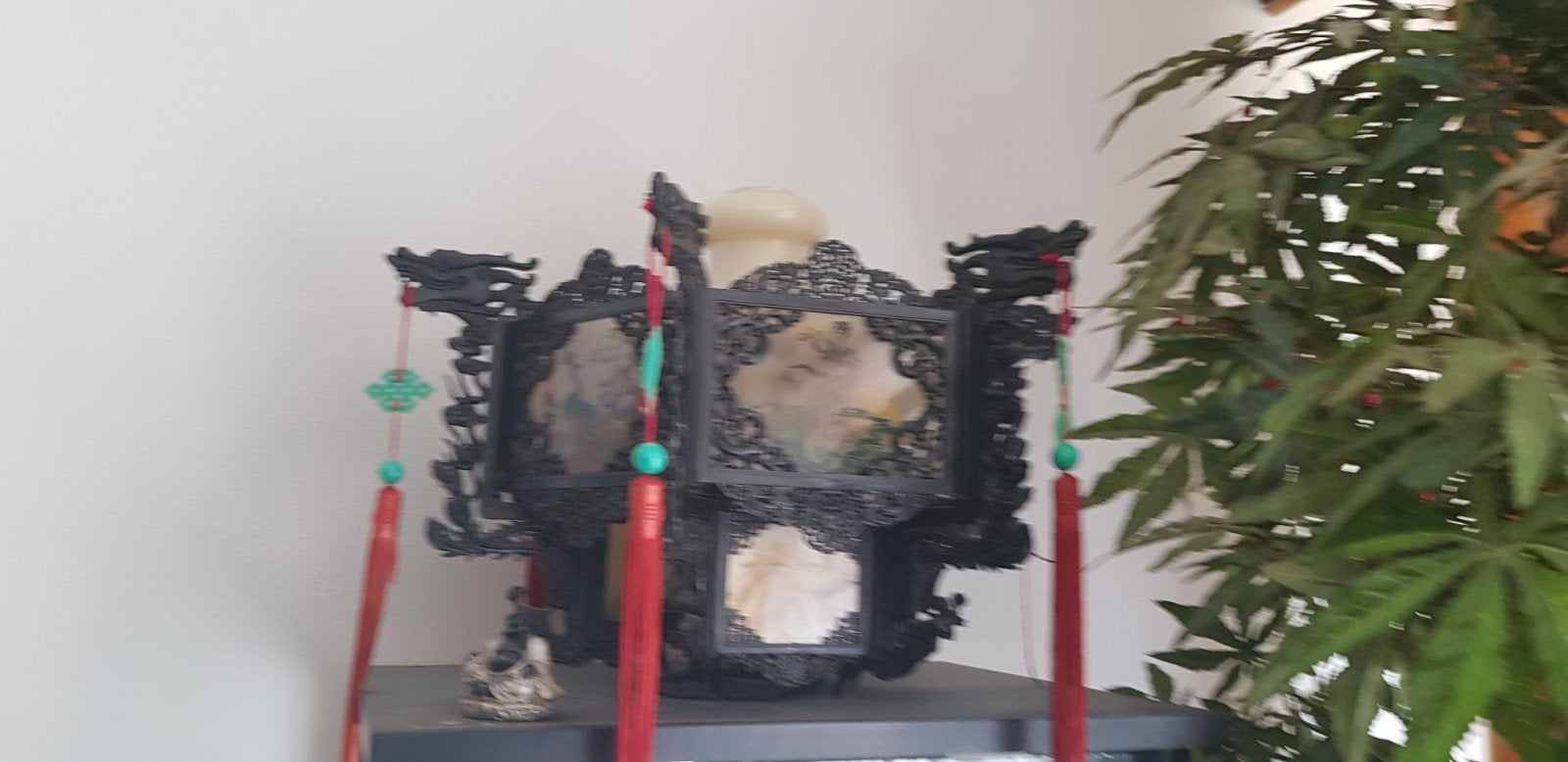 Prachtig Chinees decoratief scherm met draken en kwastjes, Hout, Wanddecoratie, China, Gesneden