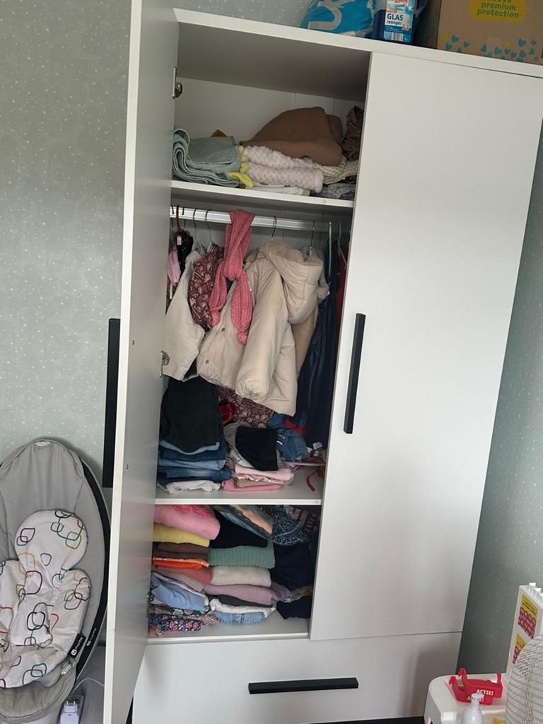 Complete babykamer set: Ledikant, Commode en Kledingkast, Kinderen en Baby's, Kinderkamer | Complete kinderkamers, Ophalen, Gebruikt