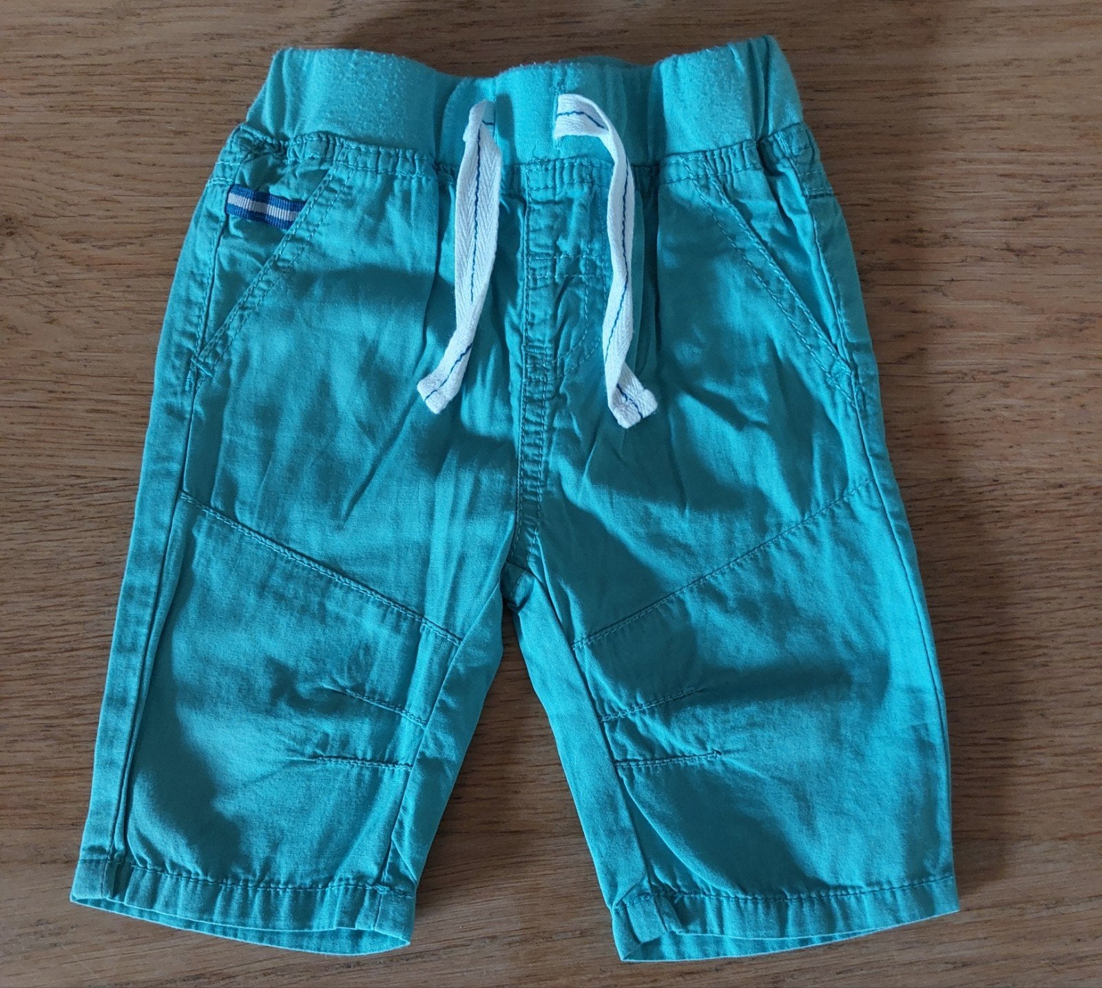 Leuke turquoise korte broek van Zeeman, maat 74, Ophalen, Zeeman, Broekje, Zo goed als nieuw