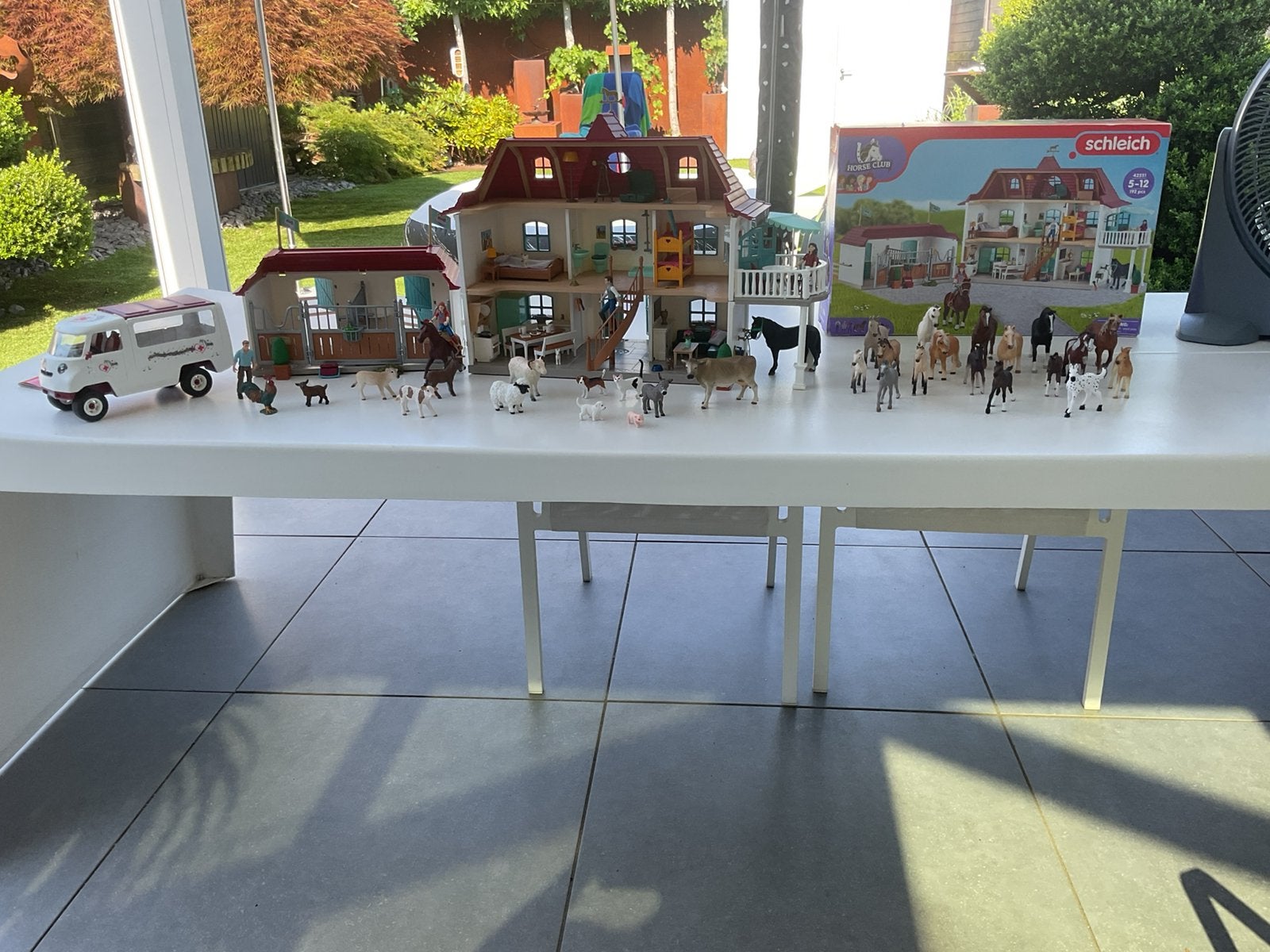 Schleich enorm veel nieuwwaarde bijna 400 euro 34 dieren etc, Ophalen, Zo goed als nieuw, Hond of Kat, Beeldje of Figuurtje