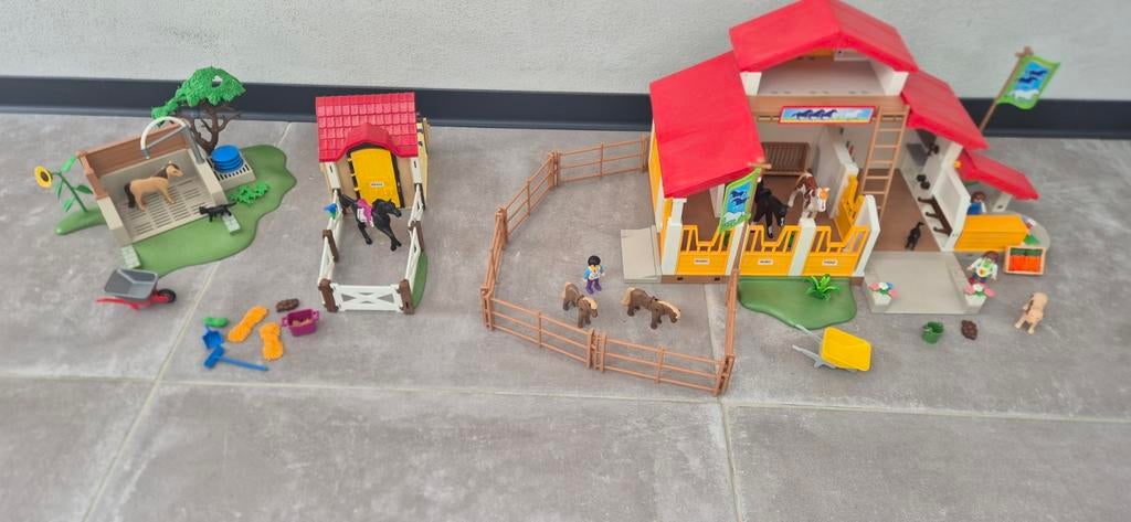 Playmobil Paardenmanege met extra box en wasplaats, Ophalen of Verzenden, Gebruikt, Jongen of Meisje