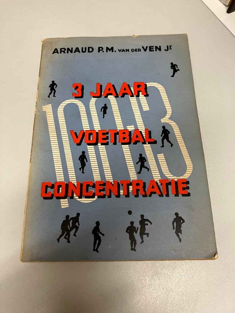 3 jaar voetbal concentratie, Gebruikt, Onze andere, Ophalen of Verzenden, Zie ook