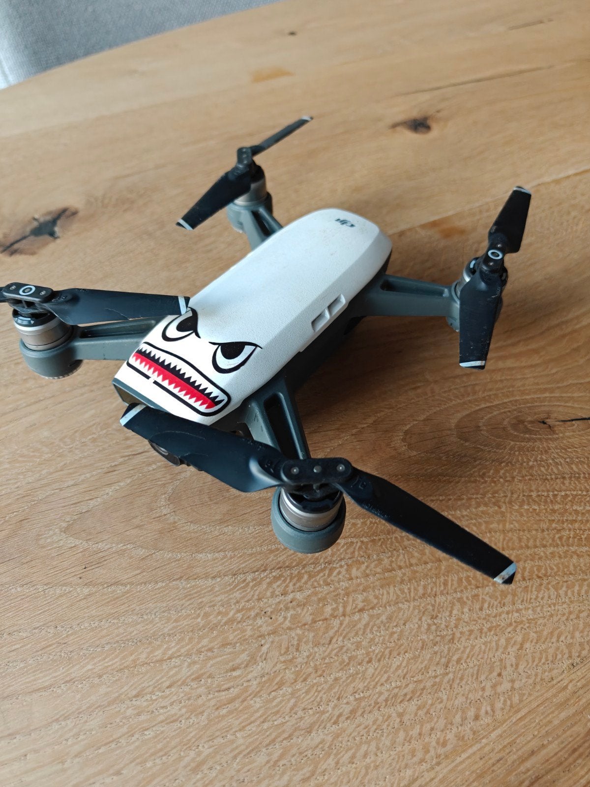 DJI Spark Drone los - Compacte en gebruiksvriendelijke drone, 250 tot 900 gram, Cameradrone, 100 tot 1000 meter, Zo goed als nieuw
