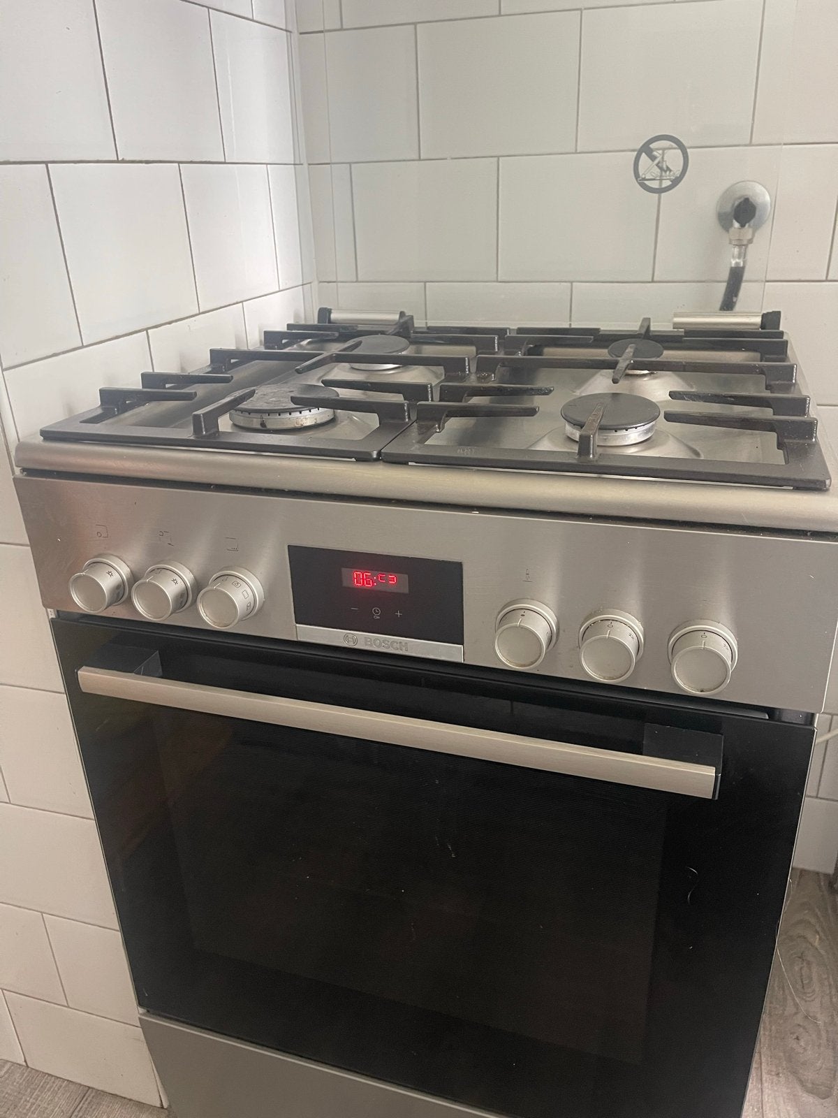Bosch Vrijstaand Gasfornuis met Oven - RVS, Witgoed en Apparatuur, Ophalen, Gebruikt, Hete lucht, 4 kookzones