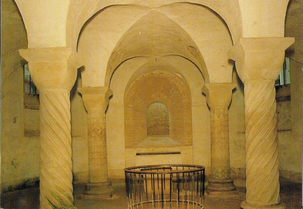 Q566 Ongelopen ansichtkaart interieur grote kerk deventer, Ophalen of Verzenden, 1980 tot heden, Ongelopen, Overijssel