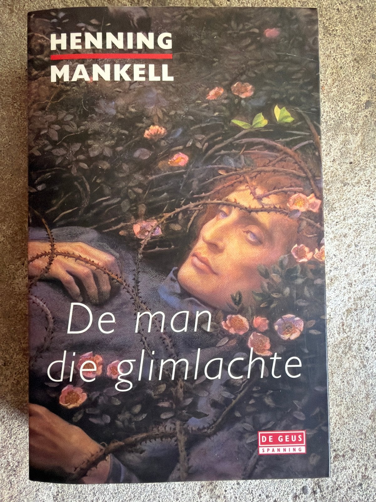 De man die glimlachte - Henning Mankell (Kurt Wallander), Ophalen of Verzenden, Gelezen