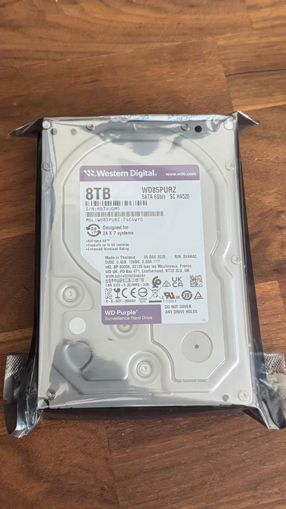 Western Digital Purple 8tb 24/7 Surveillance Hard Drive, Computers en Software, Harde schijven, Ophalen of Verzenden, Zo goed als nieuw