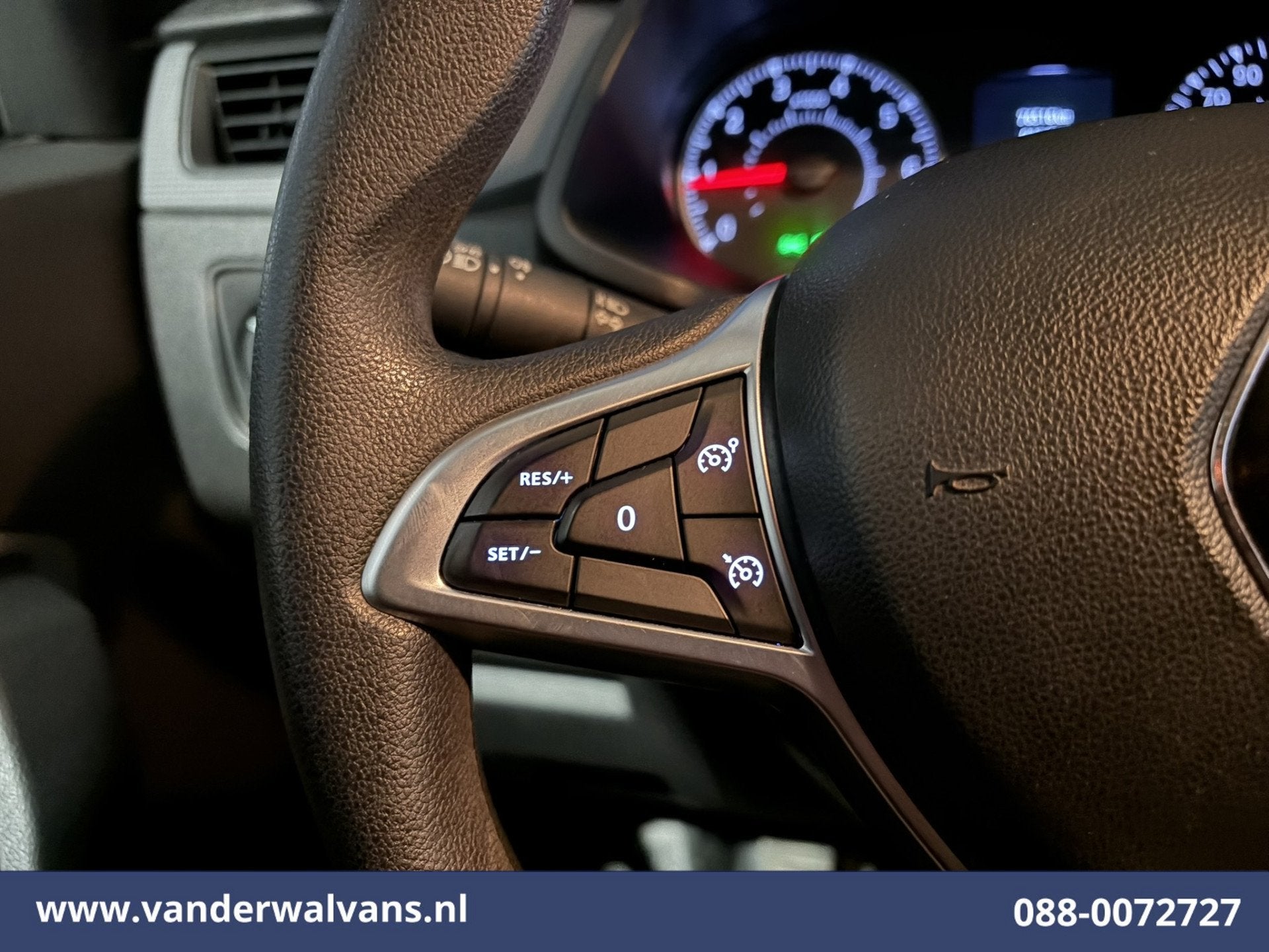 Renault Express 1.5 dCi 96pk L1H1 Euro6 Airco | Cruisecontro, Voorwielaandrijving, Dealer onderhouden, Stof, Gebruikt