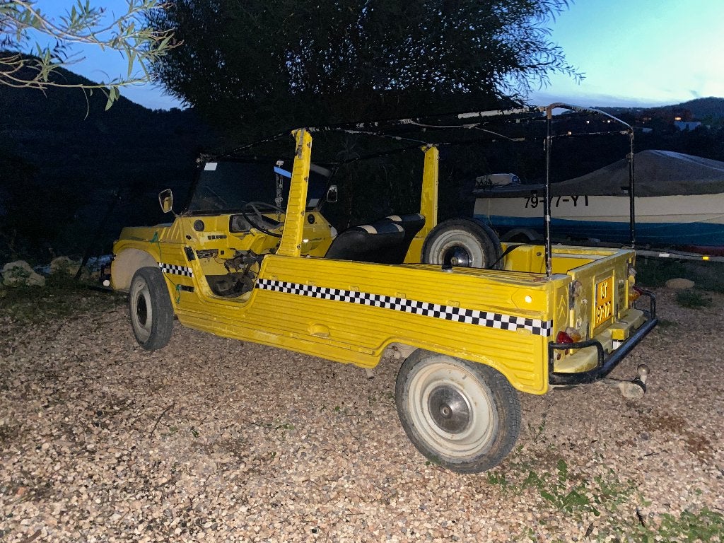 Citroën Mehari 0.6 2*2 1981 Geel, Auto's, Voorwielaandrijving, 602 cc, 4 stoelen, 400 kg