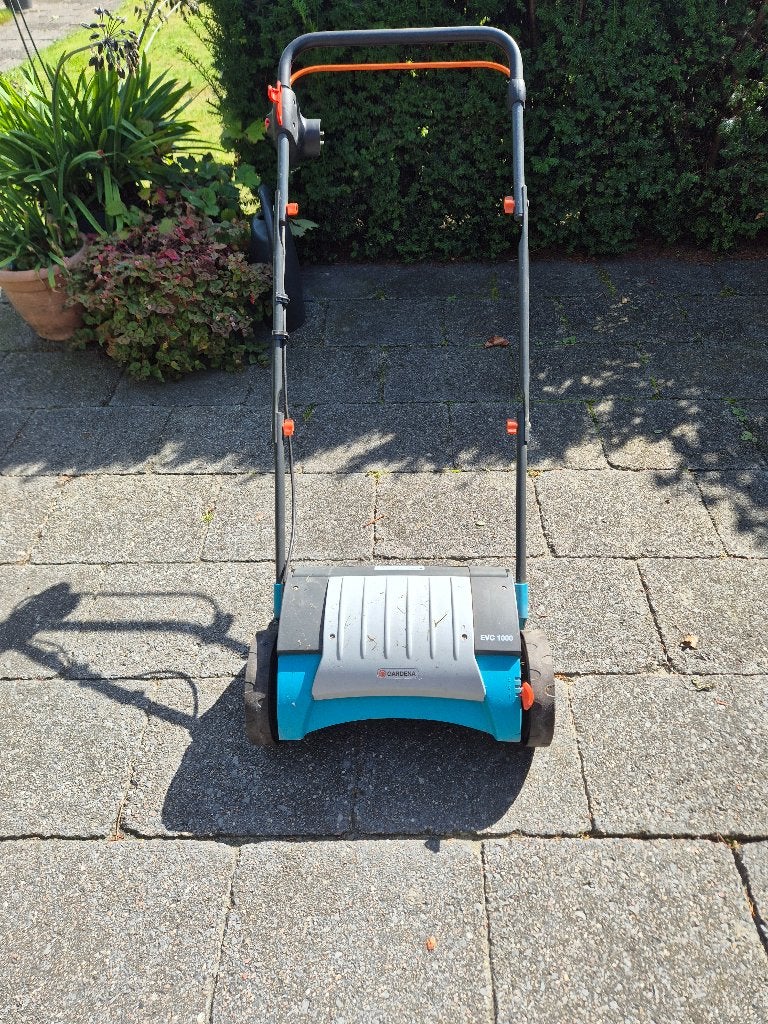 Gardena elektrische verticuteermachine EVC1000, Ophalen, Gebruikt, Elektrisch, Gardena