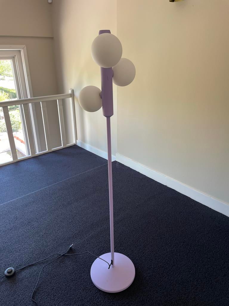 Lila Vloerlamp met Drie Bolvormige Lampen, Ophalen, Gebruikt, Metaal, 150 tot 200 cm