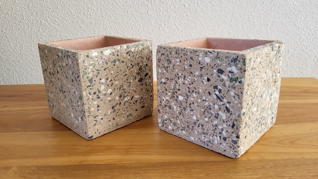 Set v 2 vierkante terrazzo bloempotjes 11 cm, Ophalen, Zo goed als nieuw, Steen/keramiek