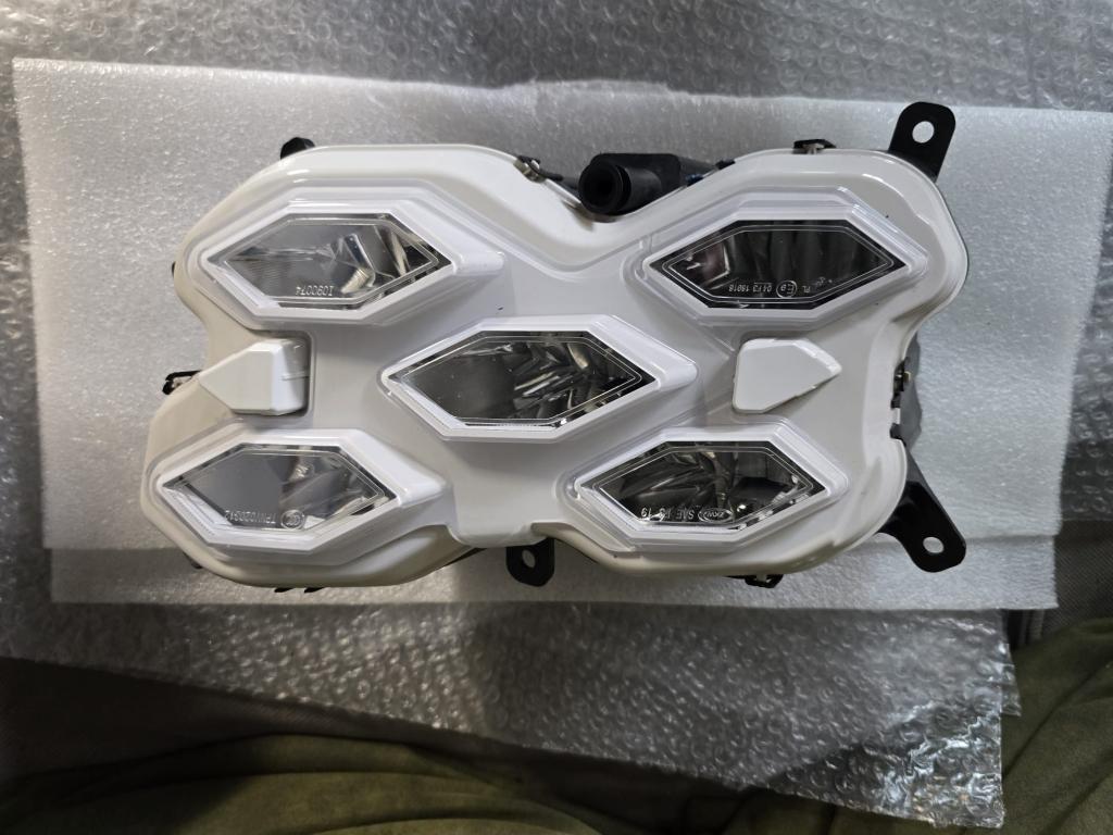 VW Golf 8 GTI GTD LED Mistlamp Rechts 5H0941700D, Niet ingevuld, Gebruikt, Volkswagen, Niet ingevuld