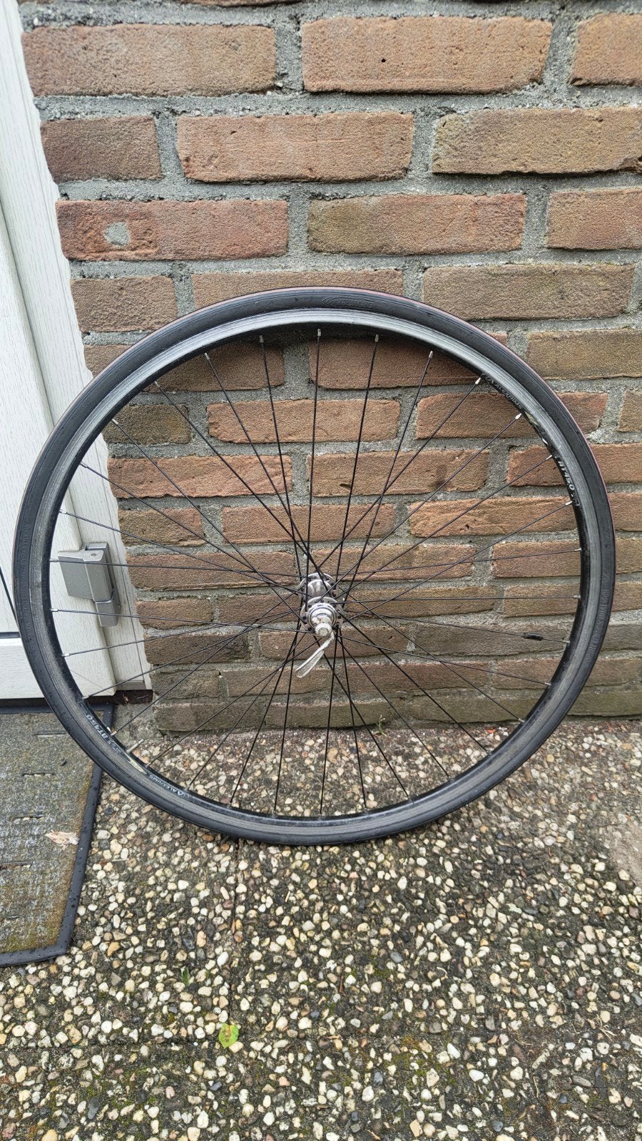 Shimano HB-5600 Voorwiel met Alexrims AT450 velg, Gebruikt, Shimano 105, Aluminium, Racefiets