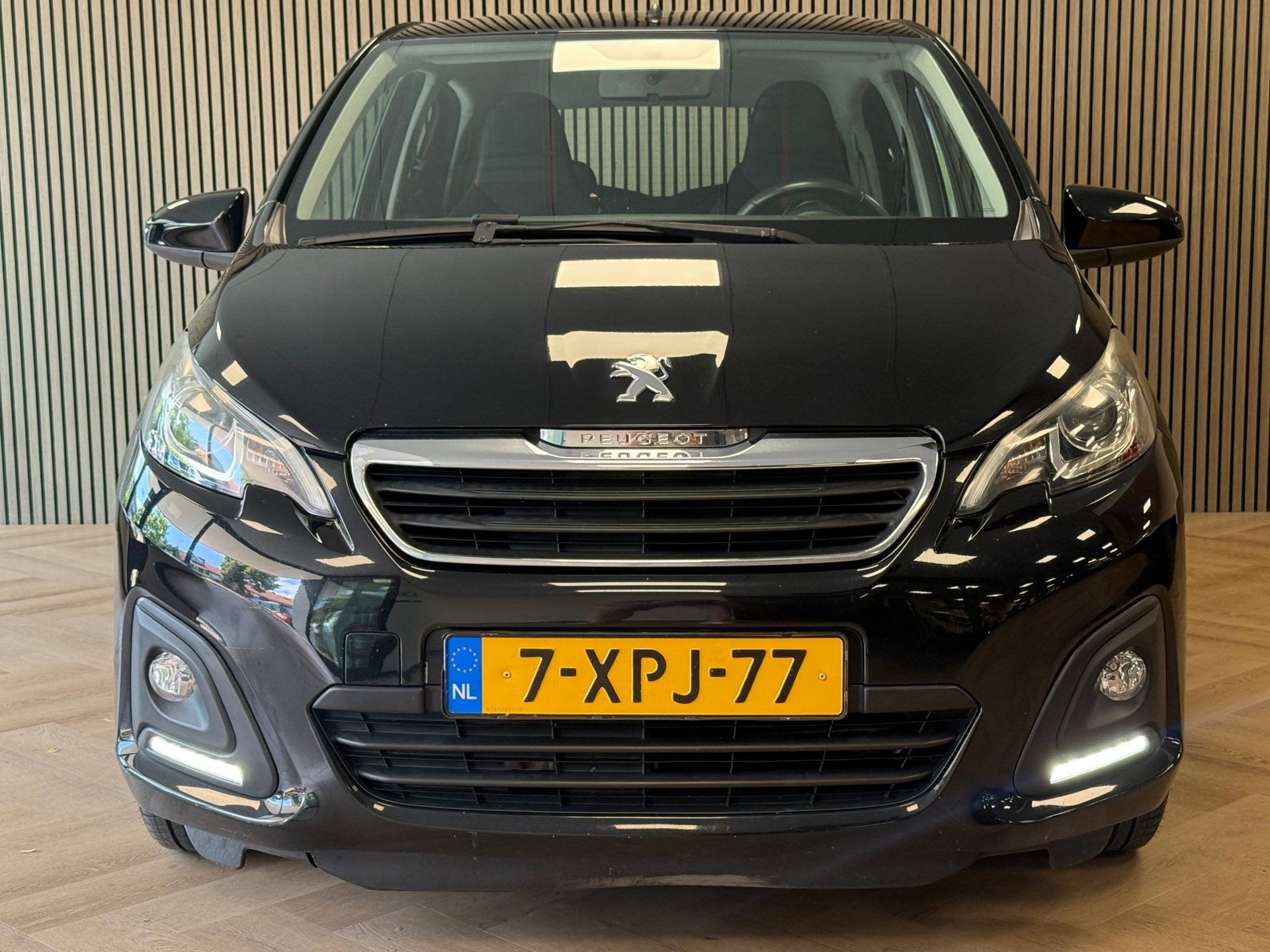 Peugeot 108 1.0 VTi Active AUTOMAAT 5 DEURS AIRCO USB AUX LE, Auto's, Stof, Gebruikt, Met garantie (alle), 4 stoelen