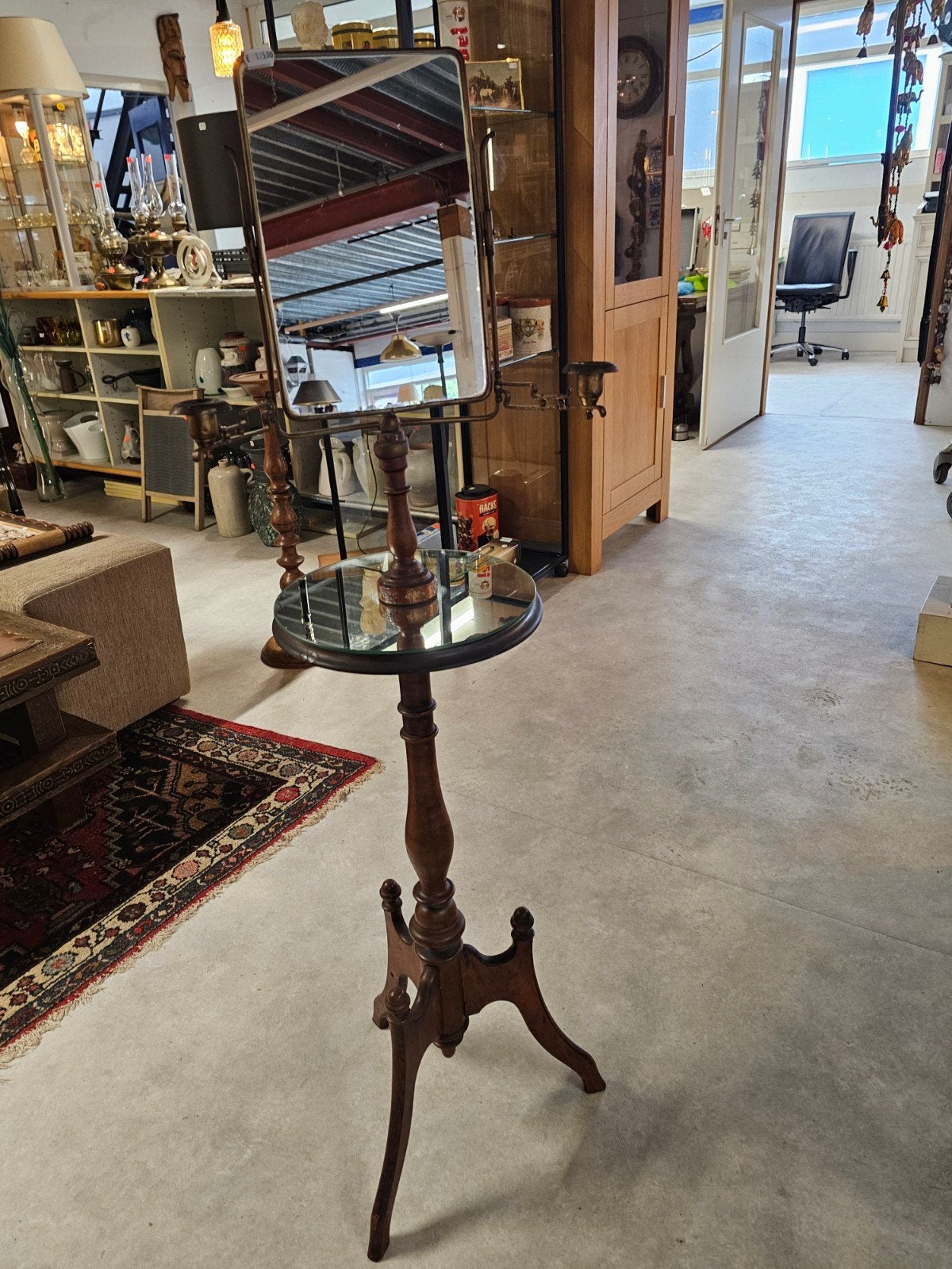 Antieke scheerspiegel op standaard, in hoogte verstelbaar, Ophalen of Verzenden, Rechthoekig, Minder dan 50 cm, 100 tot 150 cm
