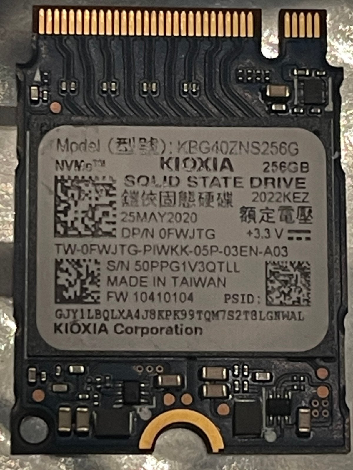KIOXIA BG4 256GB NVMe SSD – M.2 2230 – PCIe 3.0 x4, Computers en Software, Ophalen of Verzenden, Zo goed als nieuw, Laptop, Overige aansluitingen