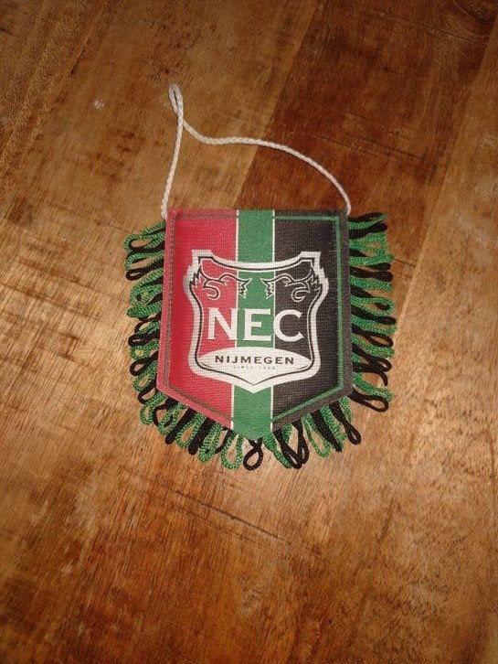 NEC Nijmegen Vaantje - Voetbal Fanartikel, Ophalen of Verzenden, Zo goed als nieuw, Overige binnenlandse clubs, Vaantje of Sjaal