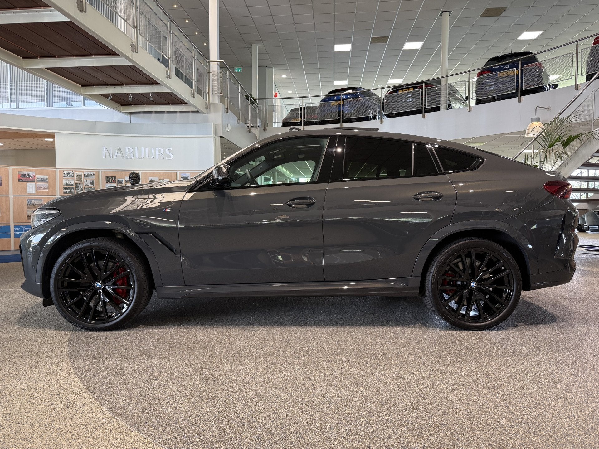 BMW X6 xDrive40i High Executive M sport Bowers&Wilkins, Sky, Automaat, Gebruikt, Adaptive Cruise Control, Bedrijf