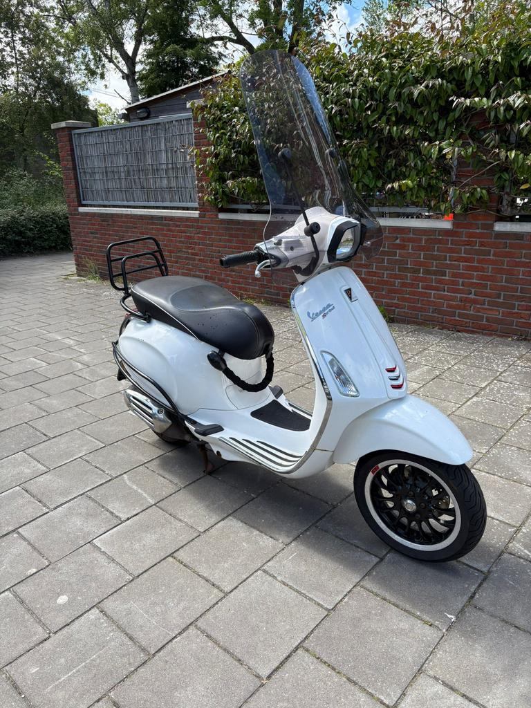 Vespa Sprint 2018, Ophalen, Zo goed als nieuw