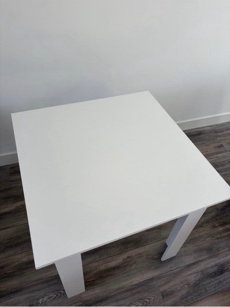 Witte vierkante tafel - 90x90 cm, goede staat, Huis en Inrichting, Ophalen, Gebruikt, Vierkant, 50 tot 100 cm
