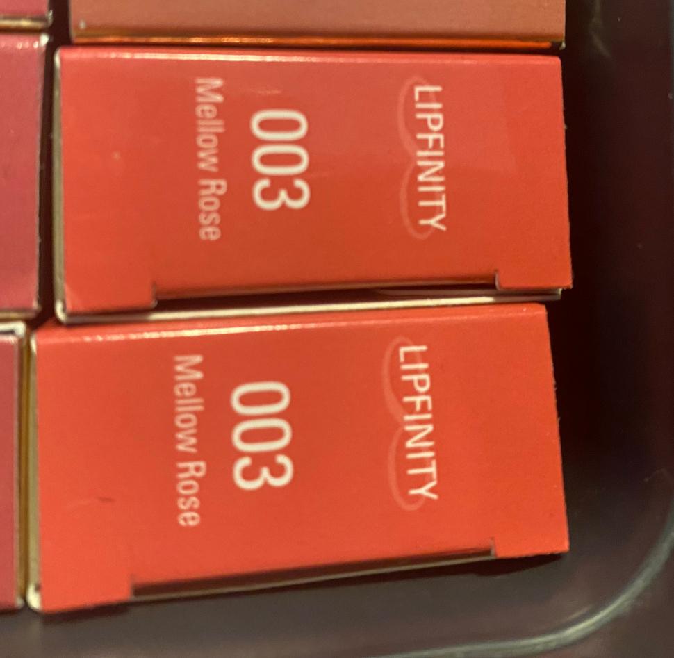 Lipfinity nr003 zonder topcoat €3,50 pst., Ophalen of Verzenden, Nieuw, Overige kleuren, Lippen